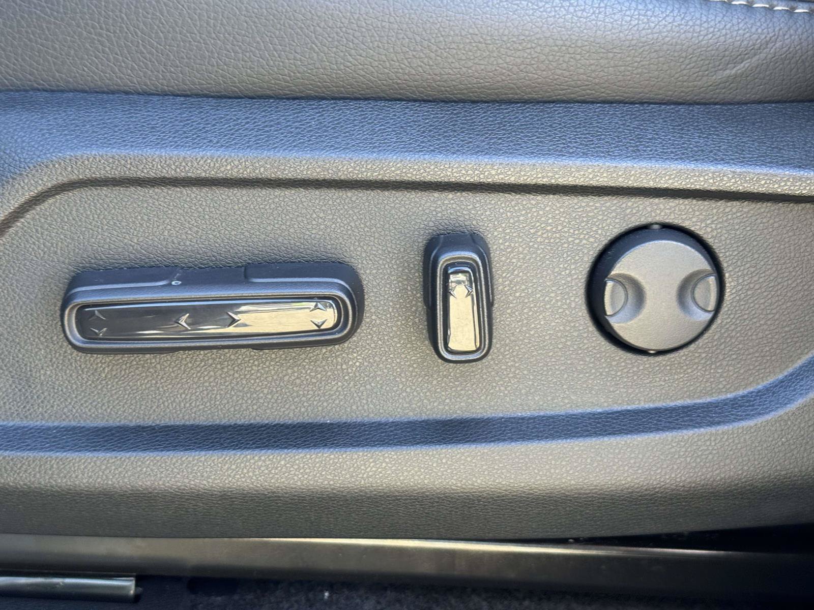 Used 2025 Honda Pilot Touring image 28