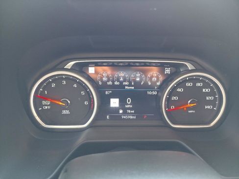 Used 2021 Chevrolet Suburban High Country AWD/4WD image 22