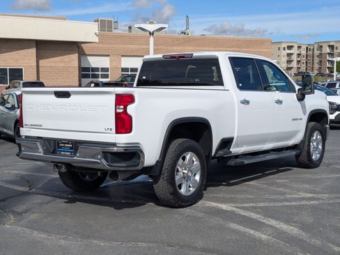 Used 2020 Chevrolet Silverado 3500 LTZ AWD/4WD image 5