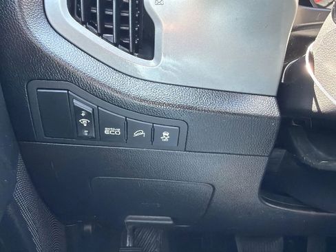 Used 2015 Kia Sportage LX AWD/4WD image 15