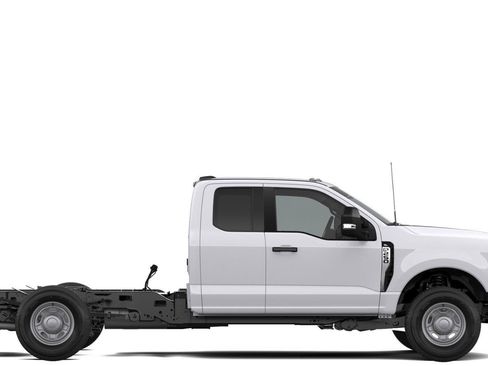 New 2026 Ford F250 XL RWD image 22