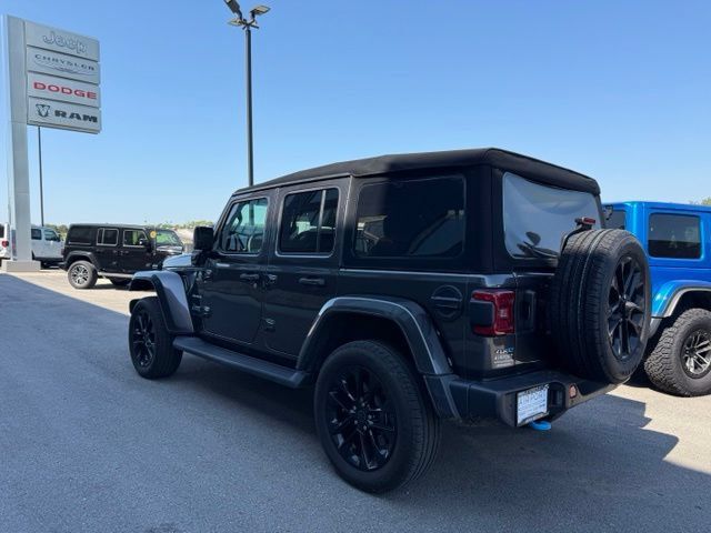 Used 2024 Jeep Wrangler Unlimited Sahara w/ Technology Group AWD/4WD image 6