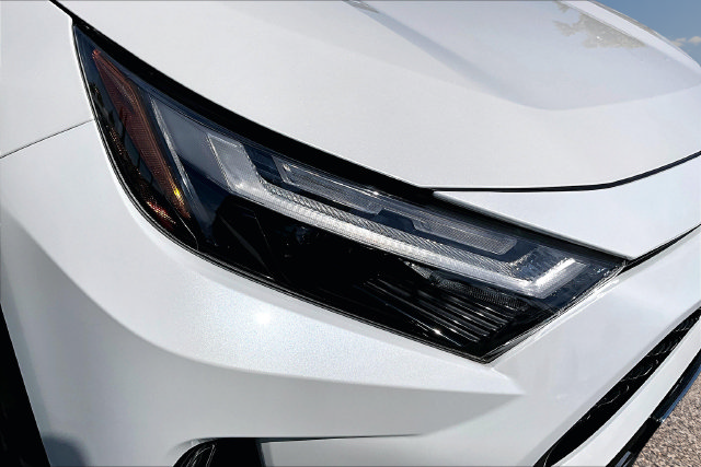 Used 2022 Toyota RAV4 XSE w/ Weather Package AWD/4WD image 32