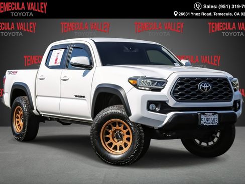 Used 2023 Toyota Tacoma TRD Off-Road w/ Black Out Package (TMS) AWD/4WD image 1