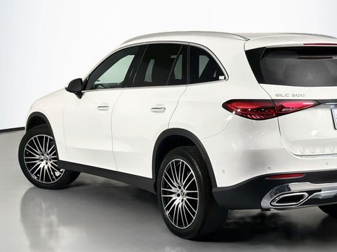 Used 2026 Mercedes-Benz GLC 300 image 16