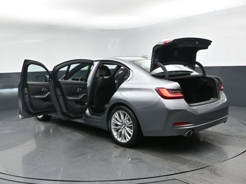 Used 2024 BMW 330i Sedan image 30
