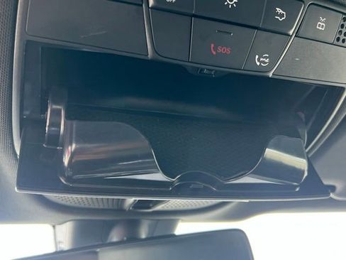 Used 2020 Mercedes-Benz GLC 300 image 36
