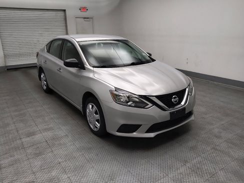 Used 2019 Nissan Sentra S FWD image 13