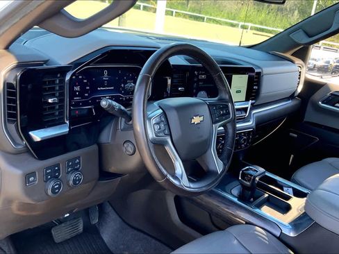 Used 2023 Chevrolet Silverado 1500 LTZ w/ LTZ Premium Texas Edition image 17