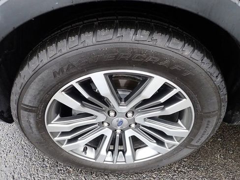 Used 2019 Ford Explorer Platinum image 12