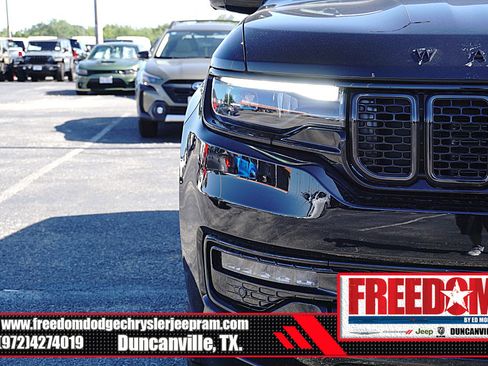 New 2025 Jeep Wagoneer Series II image 45