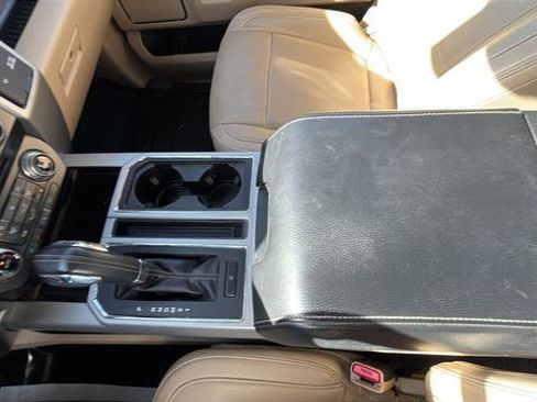 Used 2017 Ford F150 Lariat w/ Equipment Group 502A Luxury image 17