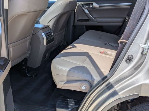 Used 2021 Lexus GX 460 Premium w/ Premium Package AWD/4WD image 23