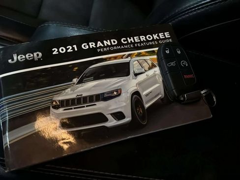 Used 2021 Jeep Grand Cherokee SRT AWD/4WD image 40
