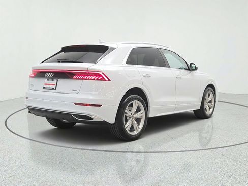 Used 2023 Audi Q8 Premium w/ Convenience Package AWD/4WD image 5