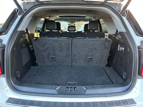 Used 2023 Ford Explorer Limited w/ Limited Technology Package image 29