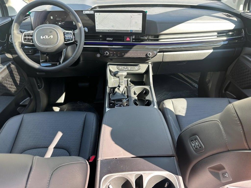 New 2026 Kia Carnival SX Prestige FWD image 11