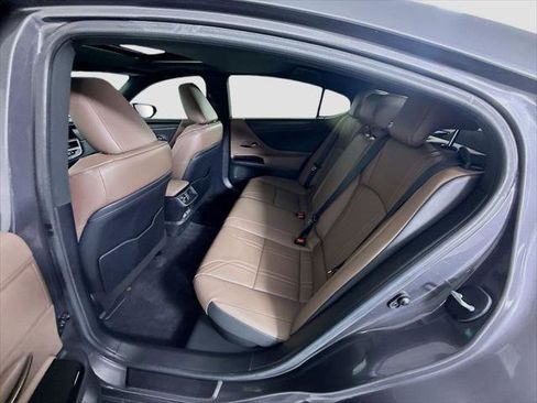 Certified 2023 Lexus ES 300h w/ Accessory Package (Z1) image 22