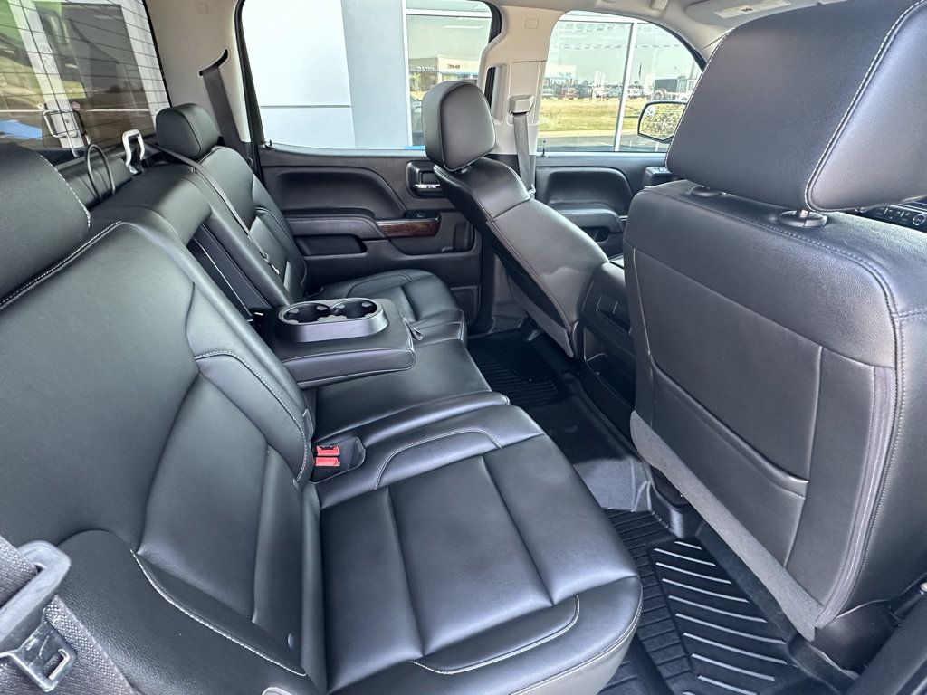 Used 2018 GMC Sierra 1500 SLT w/ SLT Premium Package AWD/4WD image 19