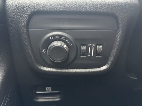 New 2026 Jeep Grand Cherokee L 4WD image 11