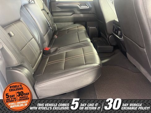 Used 2024 Chevrolet Silverado 2500 High Country w/ High Country Premium Package image 18