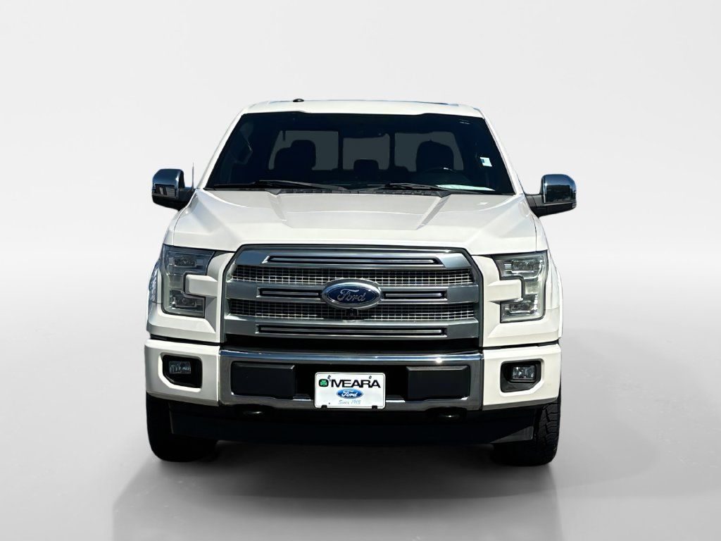 Used 2017 Ford F150 Platinum w/ Equipment Group 701A Luxury AWD/4WD image 3