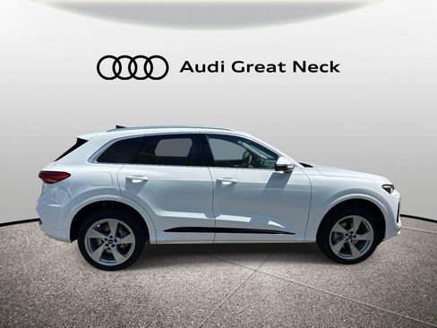 New 2026 Audi Q5 Premium Plus AWD/4WD image 30