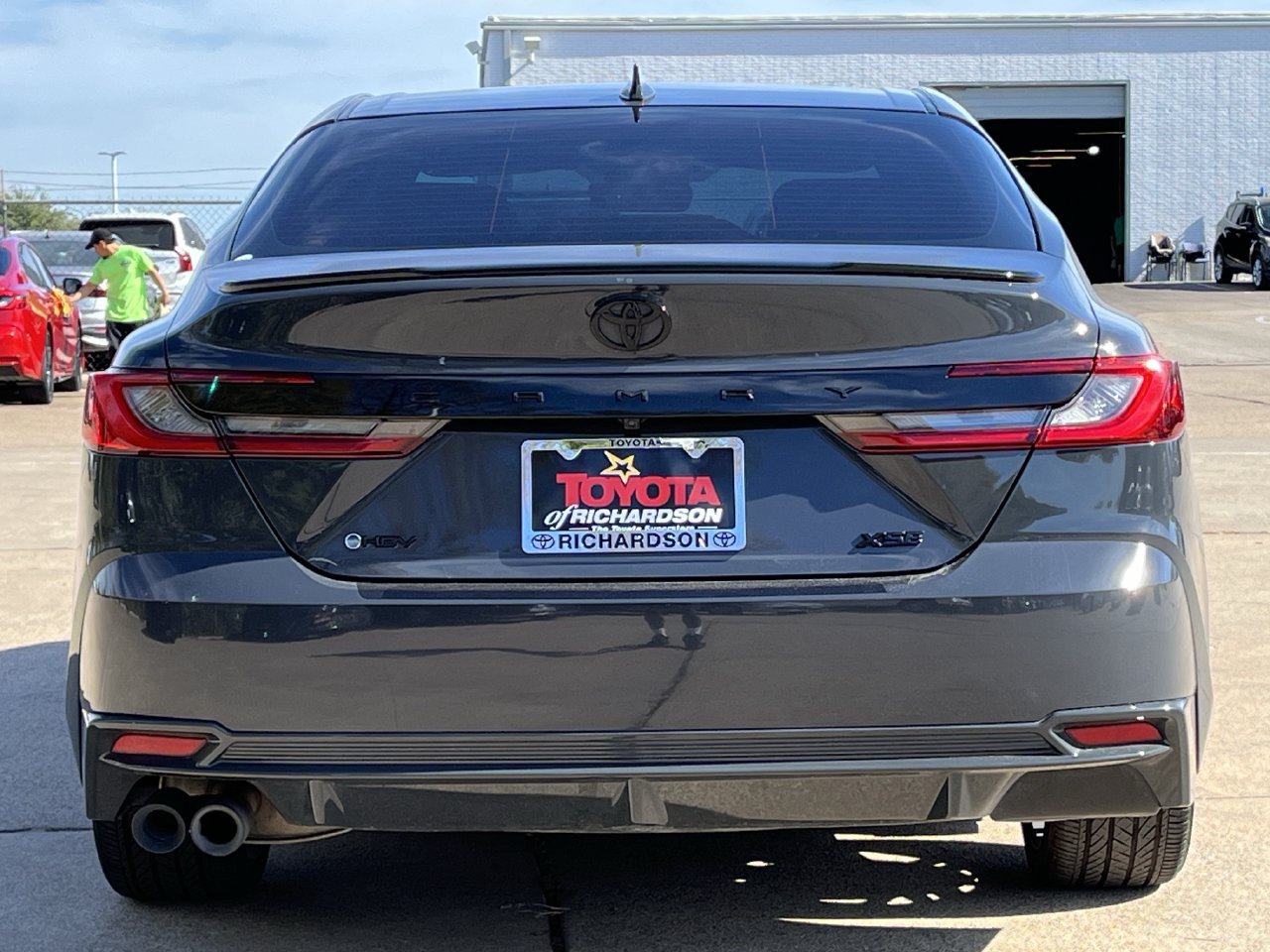 Used 2025 Toyota Camry XSE FWD image 5