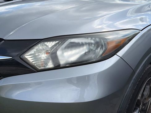 Used 2018 Honda HR-V EX image 6