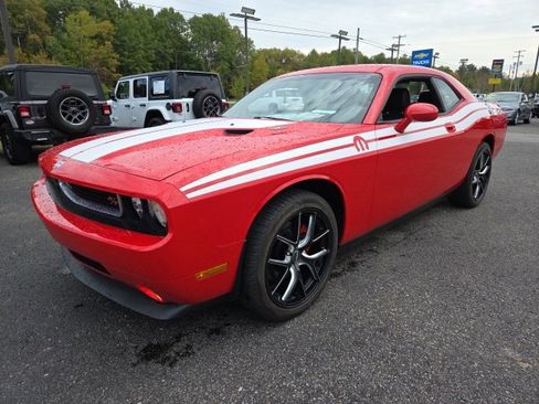 Used 2010 Dodge Challenger R/T image 63