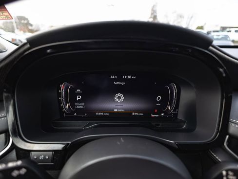 Used 2023 INFINITI QX60 Sensory image 15