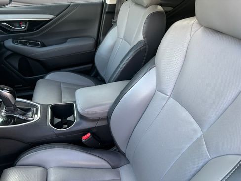 Used 2020 Subaru Outback Limited AWD/4WD image 9