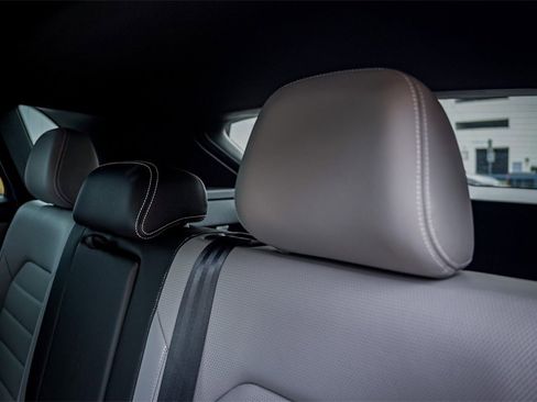 New 2024 Volkswagen Atlas Cross Sport SEL R-Line image 29