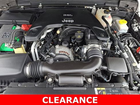 Used 2018 Jeep Wrangler Unlimited Rubicon w/ Steel Bumper Group image 27