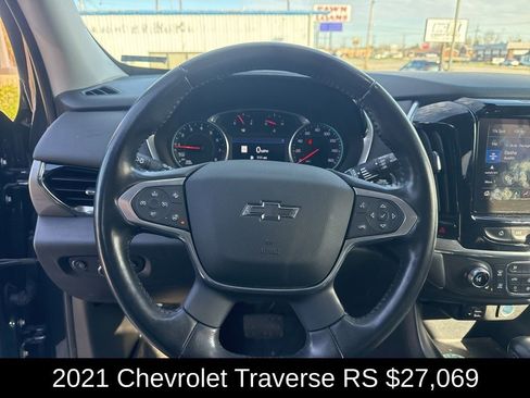 Used 2021 Chevrolet Traverse RS w/ LPO, Floor Liner Package image 10