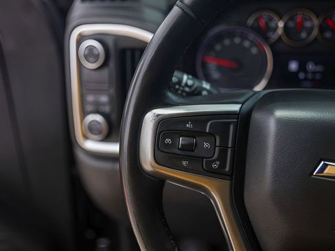 Used 2019 Chevrolet Silverado 1500 LTZ w/ LTZ Texas Edition RWD image 17