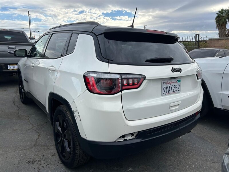 Used 2019 Jeep Compass Latitude FWD image 20