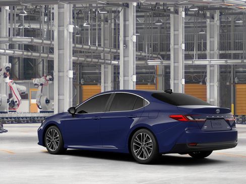 New 2026 Toyota Camry XLE AWD/4WD image 6