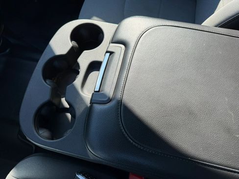 Used 2022 RAM 2500 Big Horn image 27