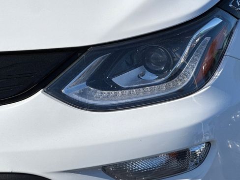Used 2021 Chevrolet Bolt LT image 48