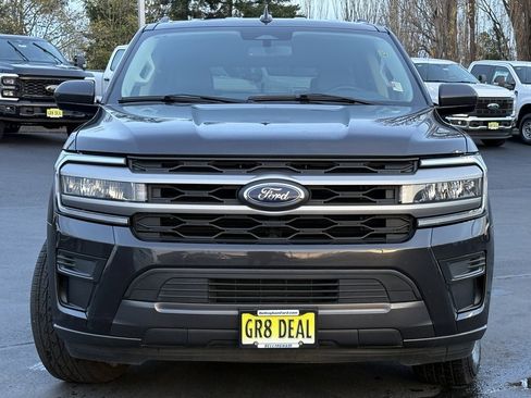 Certified 2024 Ford Expedition XLT image 2