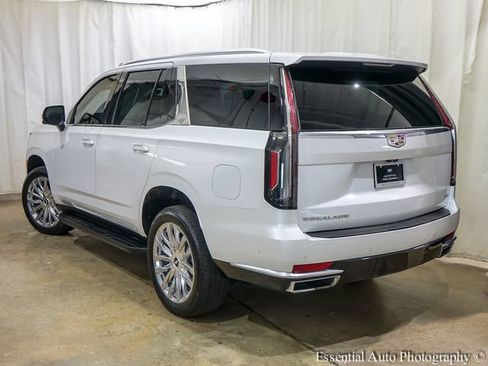 Certified 2024 Cadillac Escalade Premium Luxury AWD/4WD image 8