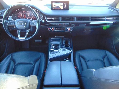 Used 2017 Audi Q7 3.0T Premium Plus image 23