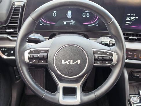 Used 2025 Kia Sportage EX w/ Premium Package FWD image 17