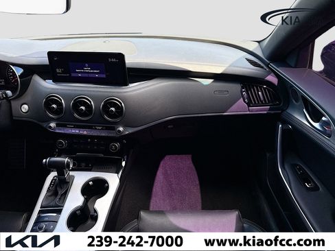 Certified 2022 Kia Stinger GT1 image 17