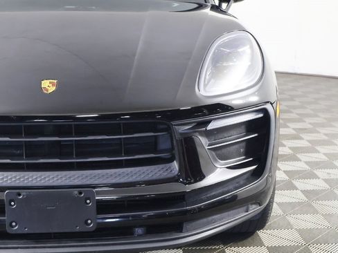 Used 2022 Porsche Macan image 15