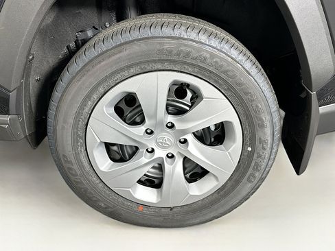 Used 2025 Toyota RAV4 LE image 11