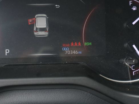 Used 2019 Toyota RAV4 Adventure w/ Cold Weather Package AWD/4WD image 92