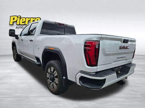 Used 2025 GMC Sierra 3500 Denali w/ Denali Reserve Package AWD/4WD image 3
