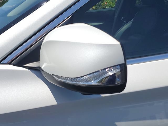 Used 2023 INFINITI QX50 Sensory AWD/4WD image 13